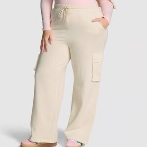 NWT VS PINK cargo fleece Victoria’s Secret wide-leg pants in White Shell(sealed)